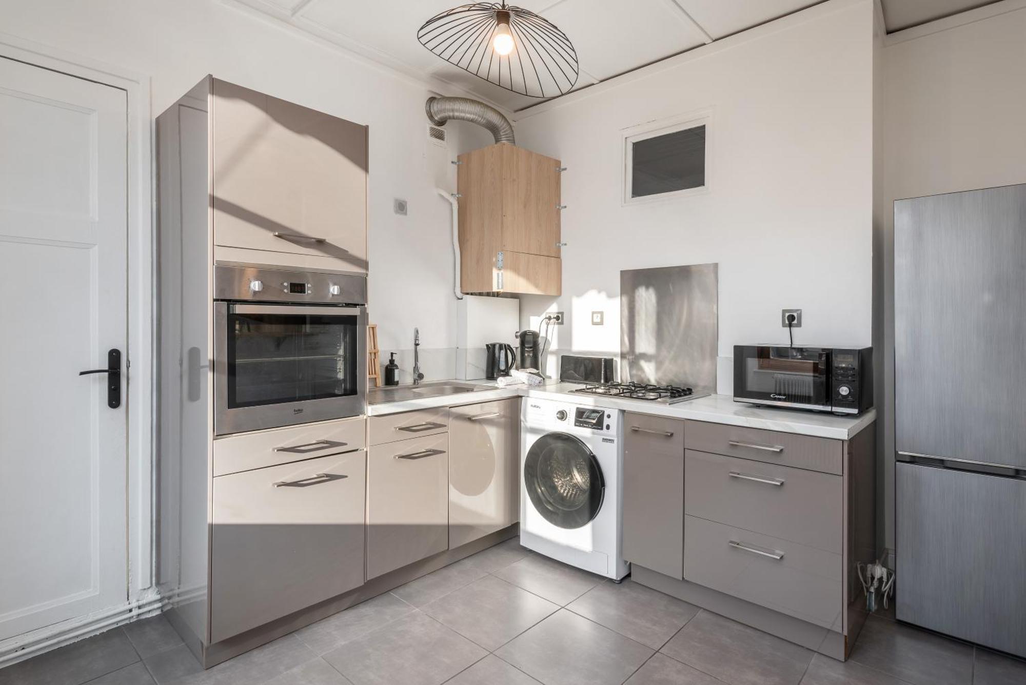 Appartement Spacieux Et Chaleureux Coeur De Ville Chambery Ngoại thất bức ảnh