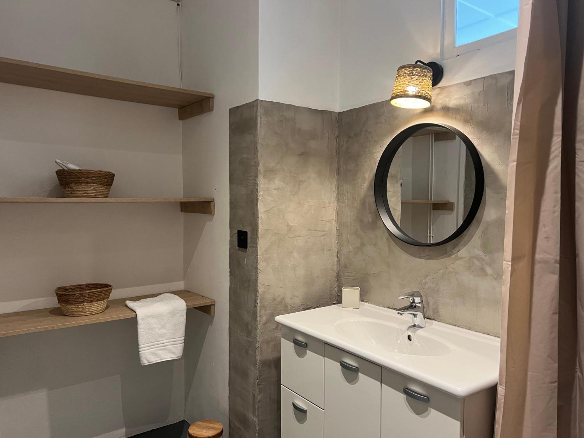 Appartement Spacieux Et Chaleureux Coeur De Ville Chambery Ngoại thất bức ảnh